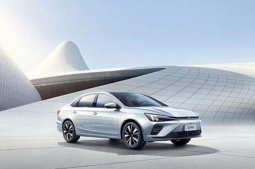 榮威R ER6上市 全新Logo加持，16.28萬起售是否值得入手？
