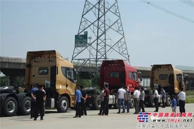 山西客戶華菱行，漢馬吸污車獲點贊